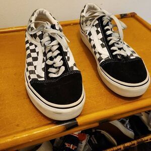 Men Van's SNEAKERS Size 6, Women 7.5